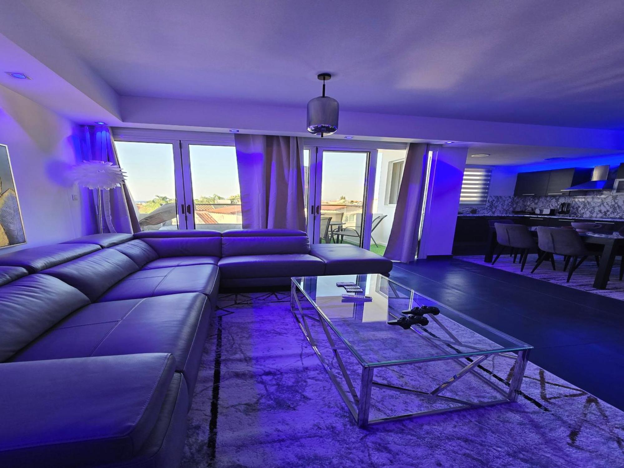 Golden Bay Deluxe Holiday Apartment Protaras Eksteriør billede