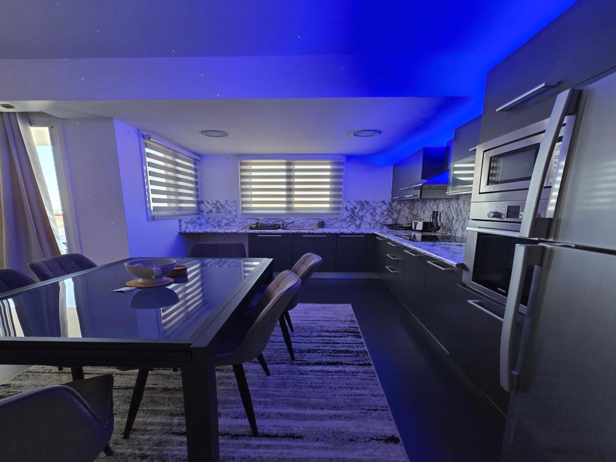 Golden Bay Deluxe Holiday Apartment Protaras Eksteriør billede