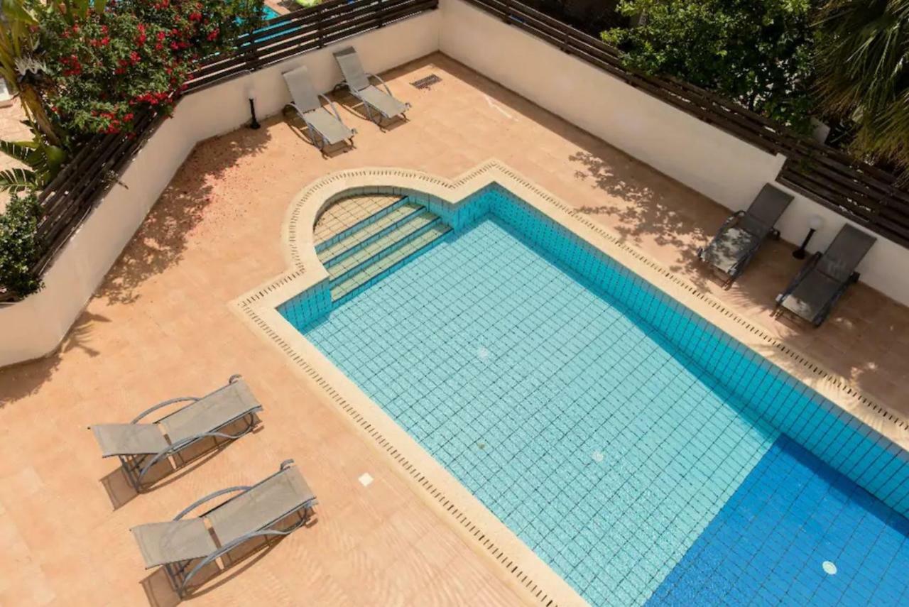 Golden Bay Deluxe Holiday Apartment Protaras Eksteriør billede